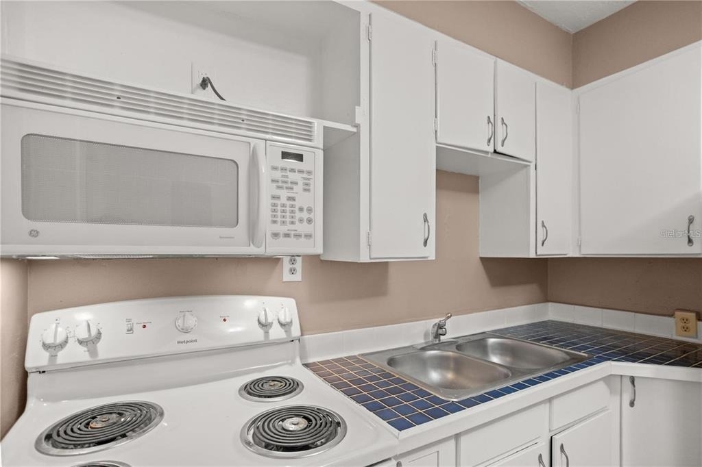 2150 Ne 3rd Street - Photo 8