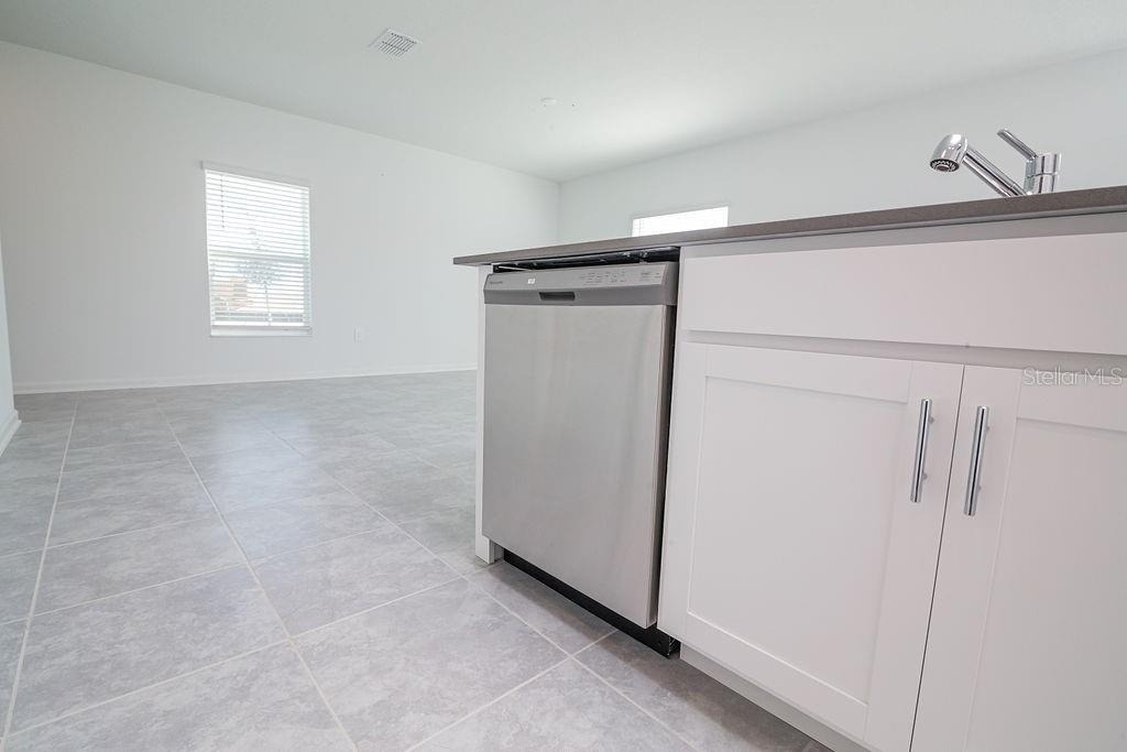2821 Armstrong Avenue - Photo 15