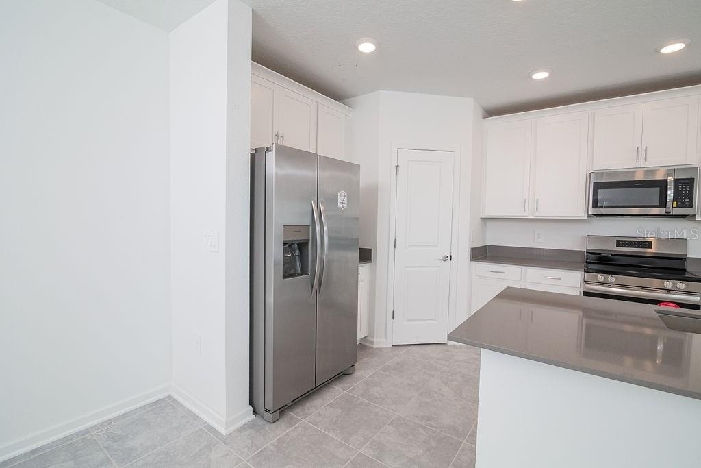 2821 Armstrong Avenue - Photo 12
