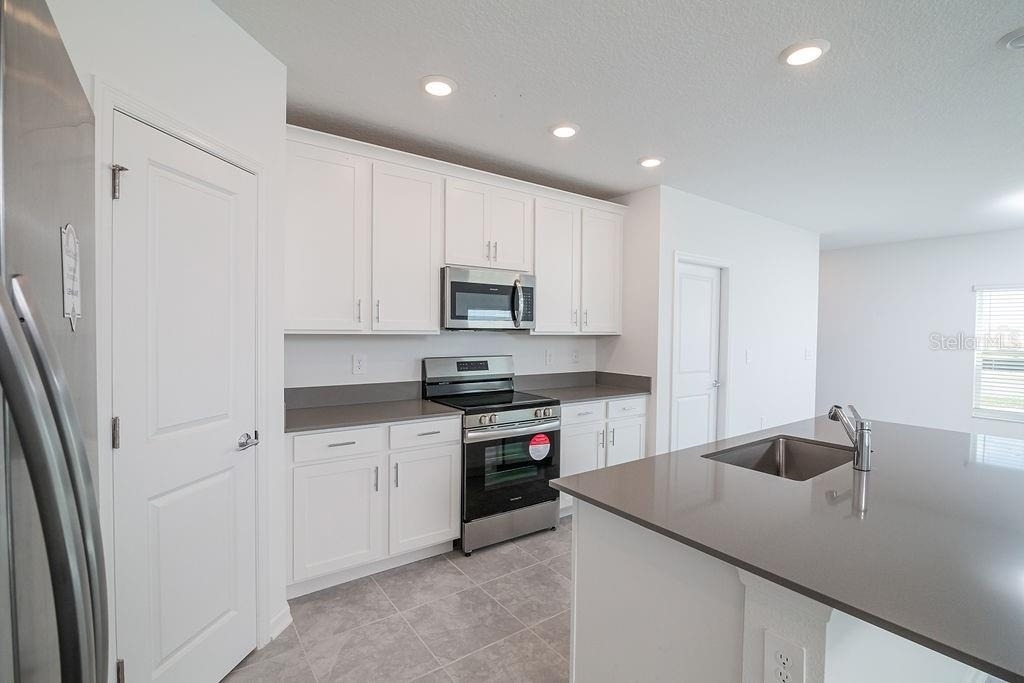 2821 Armstrong Avenue - Photo 13