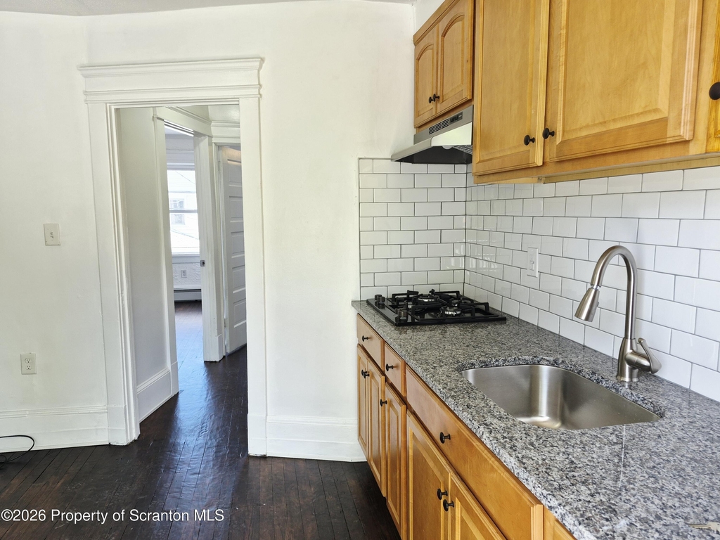 215 Taft Street - Photo 1
