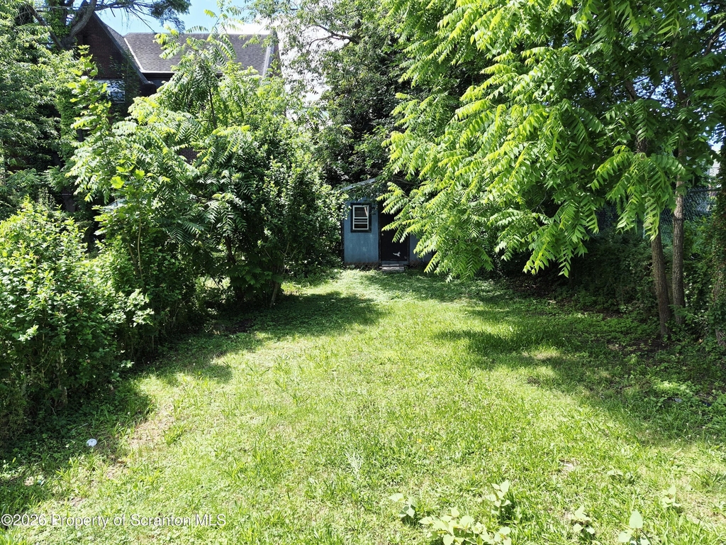 215 Taft Street - Photo 12