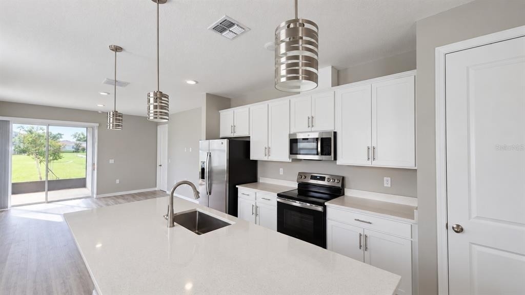 932 Blue Creek Drive - Photo 10