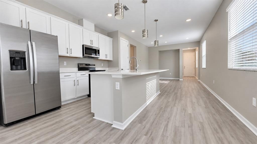 932 Blue Creek Drive - Photo 4