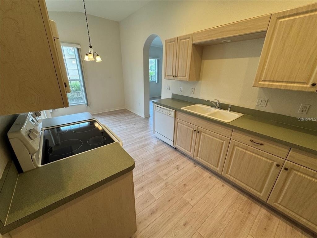 315 Auburn Woods Circle - Photo 5