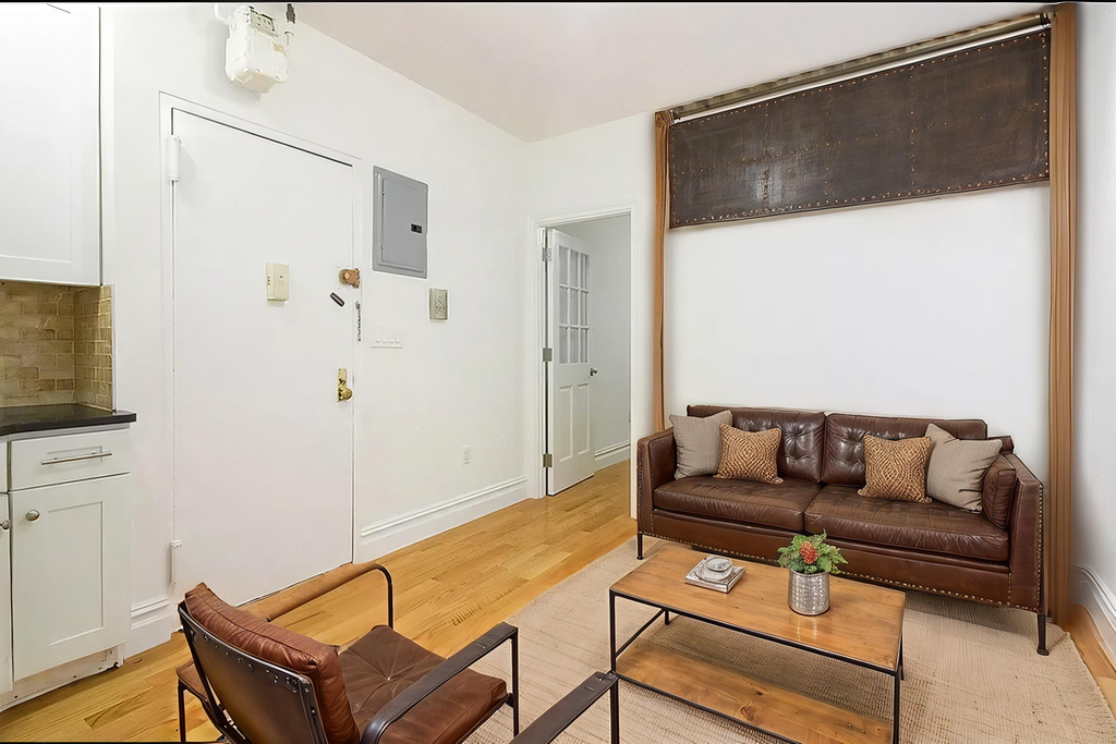 325 East 78th Street - Photo 0