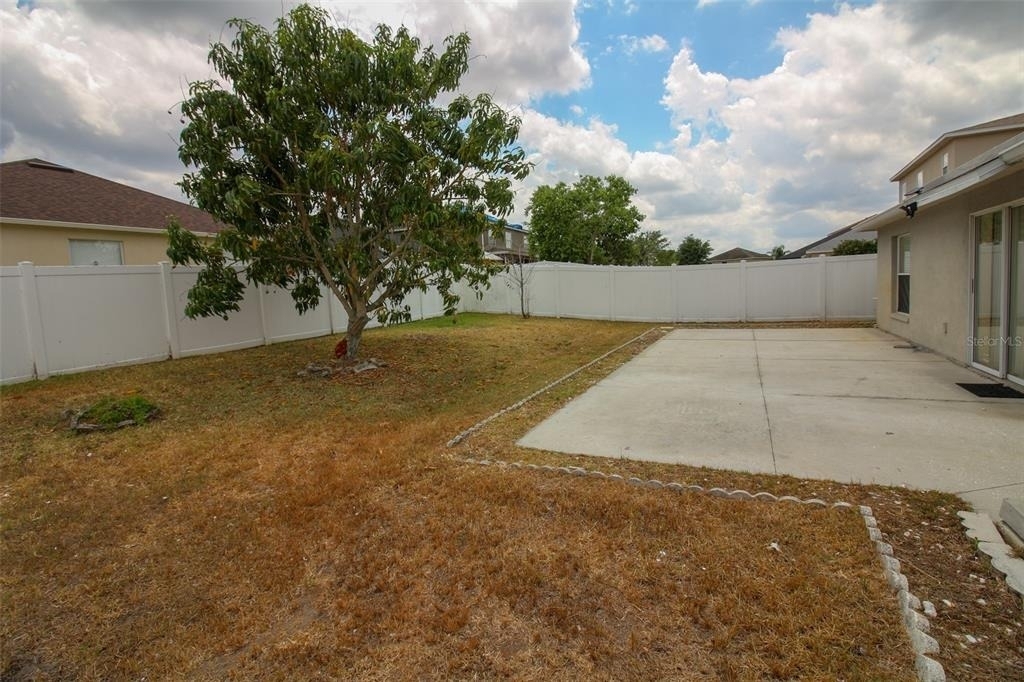 1702 Holton Road - Photo 24