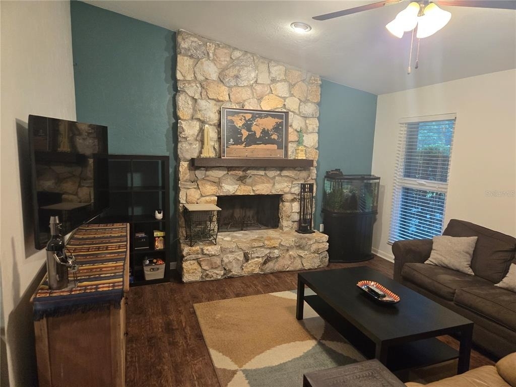 7605 Sw 7th Place - Photo 1
