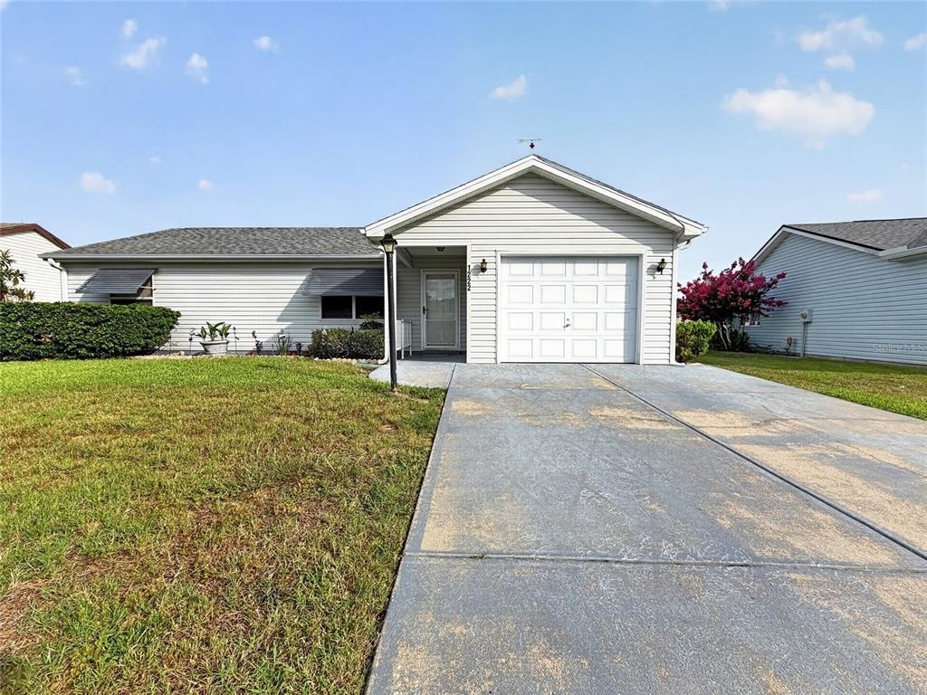 1222 Santos Place - Photo 0