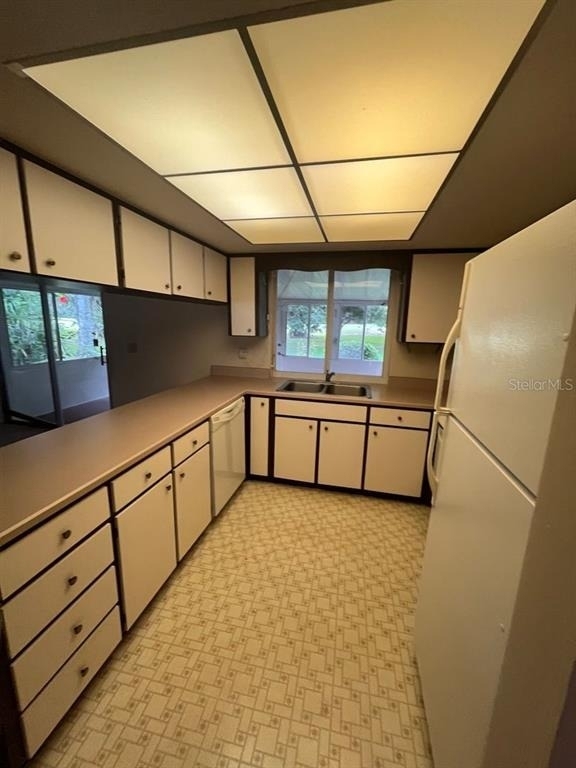 13 Courtney Place - Photo 3