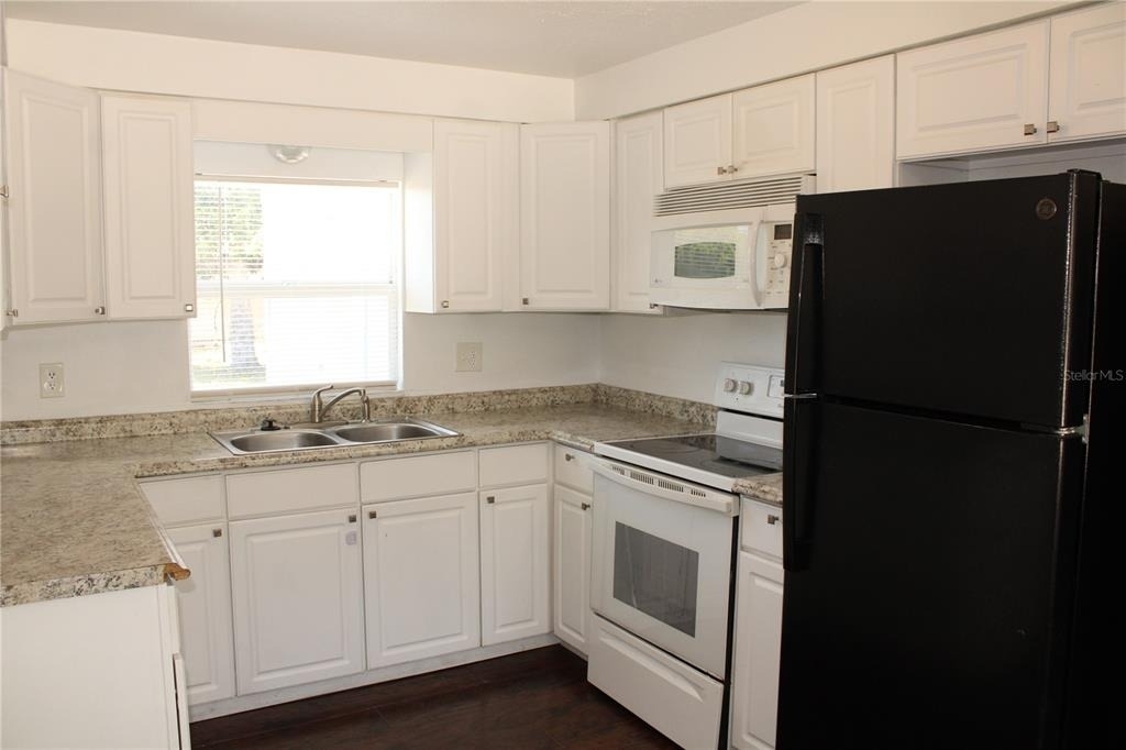 3316 W 26th Street - Photo 1