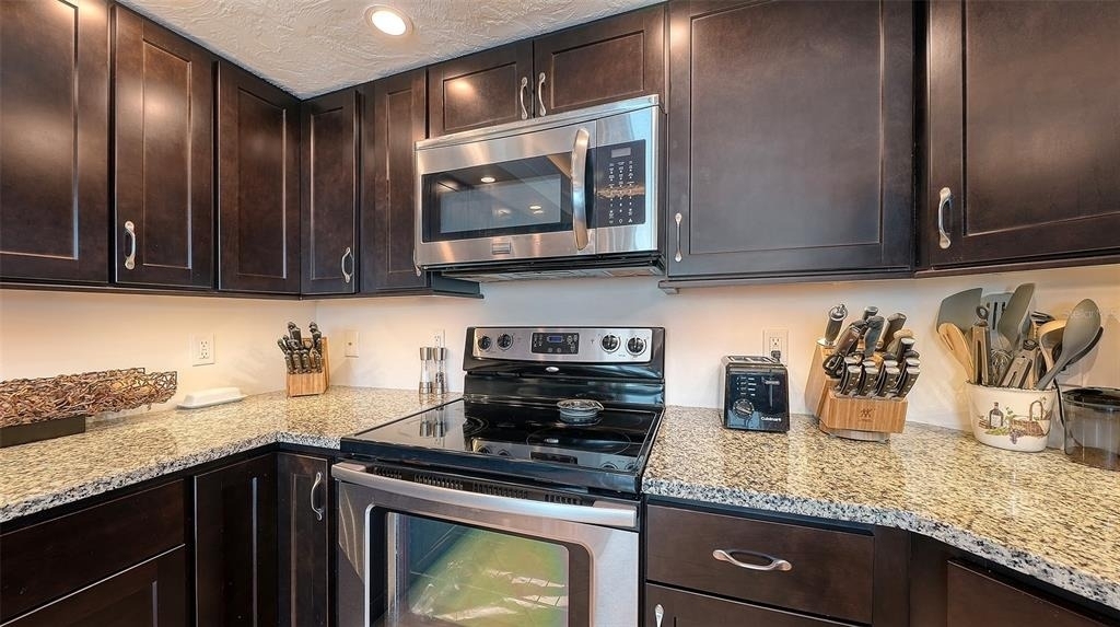 888 Boulevard Of The Arts - Photo 20