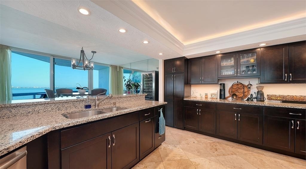 888 Boulevard Of The Arts - Photo 18