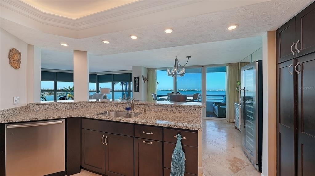 888 Boulevard Of The Arts - Photo 21