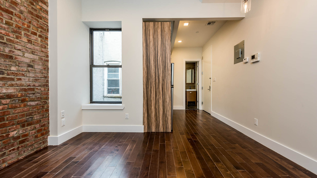 316 Patchen Ave - Photo 4