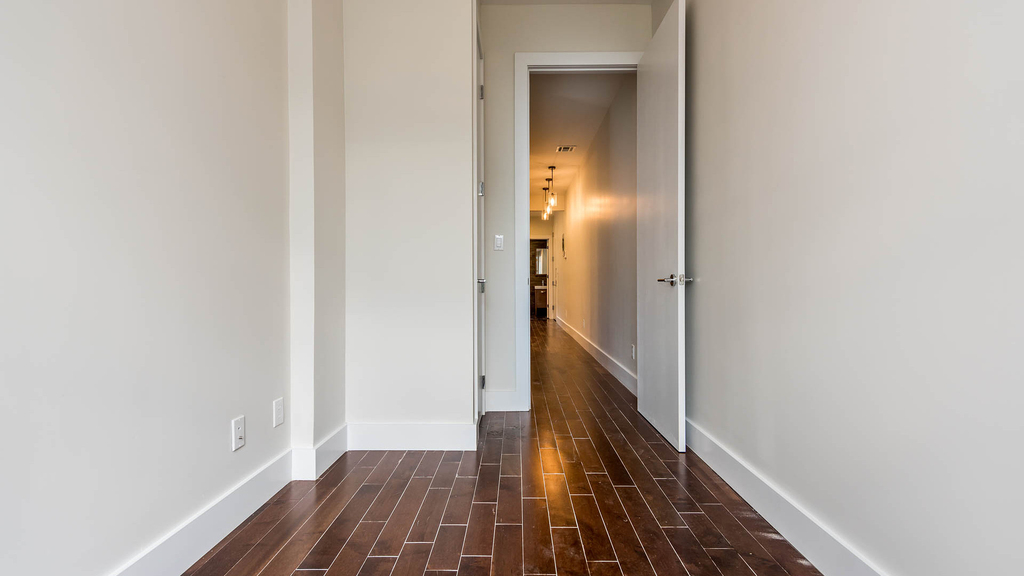 316 Patchen Ave - Photo 3