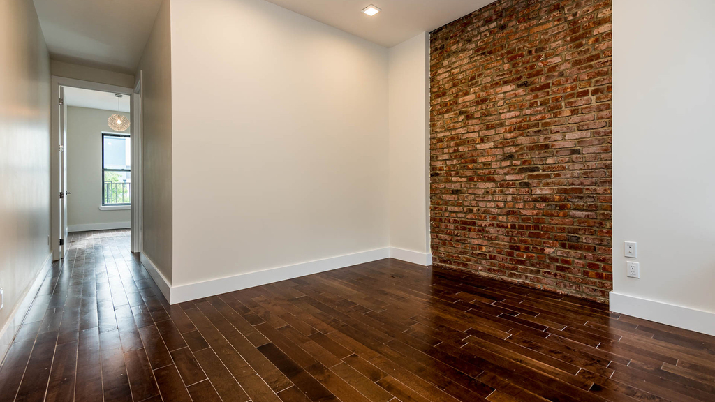316 Patchen Ave - Photo 5