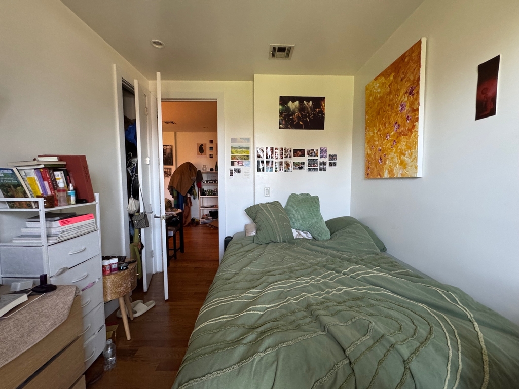 869 Park Avenue - Photo 6