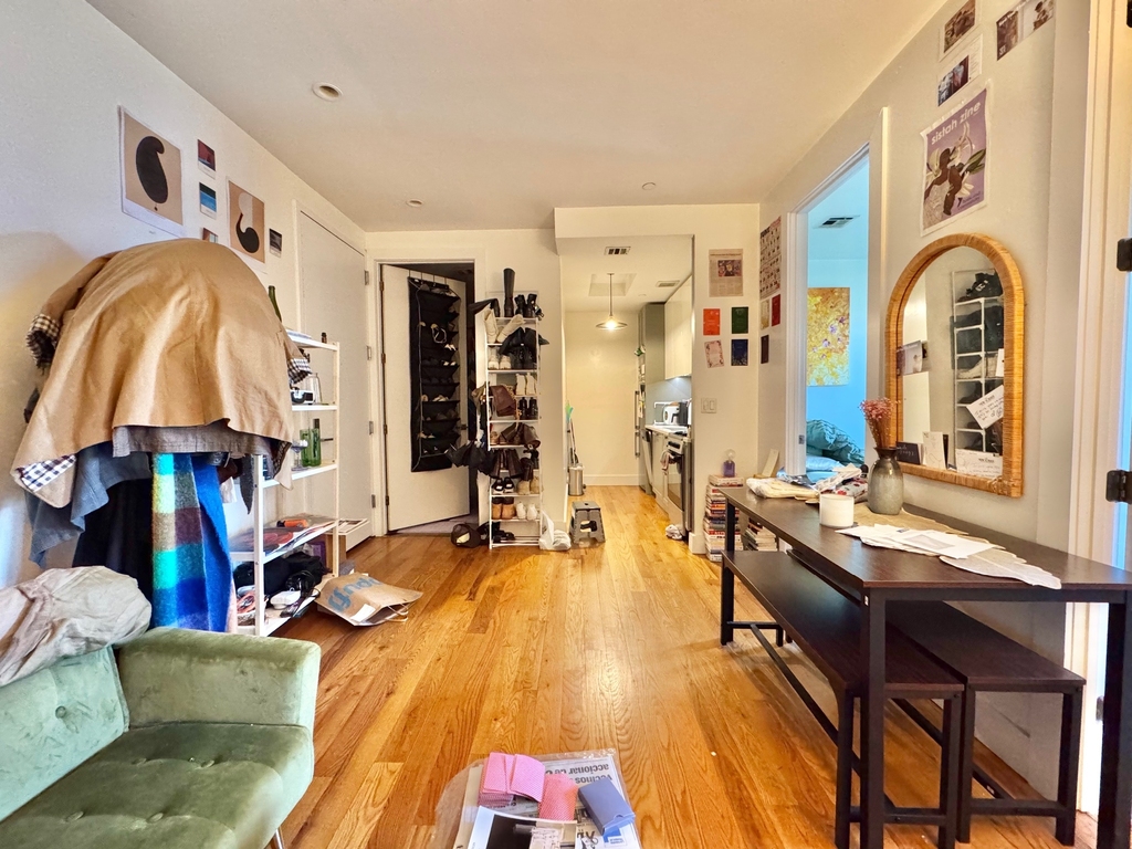 869 Park Avenue - Photo 9