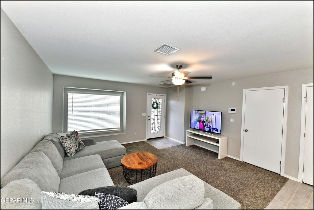 5129 Rose Elise Street - Photo 8