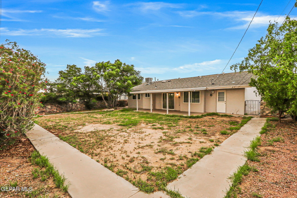4609 Skylark Way - Photo 22