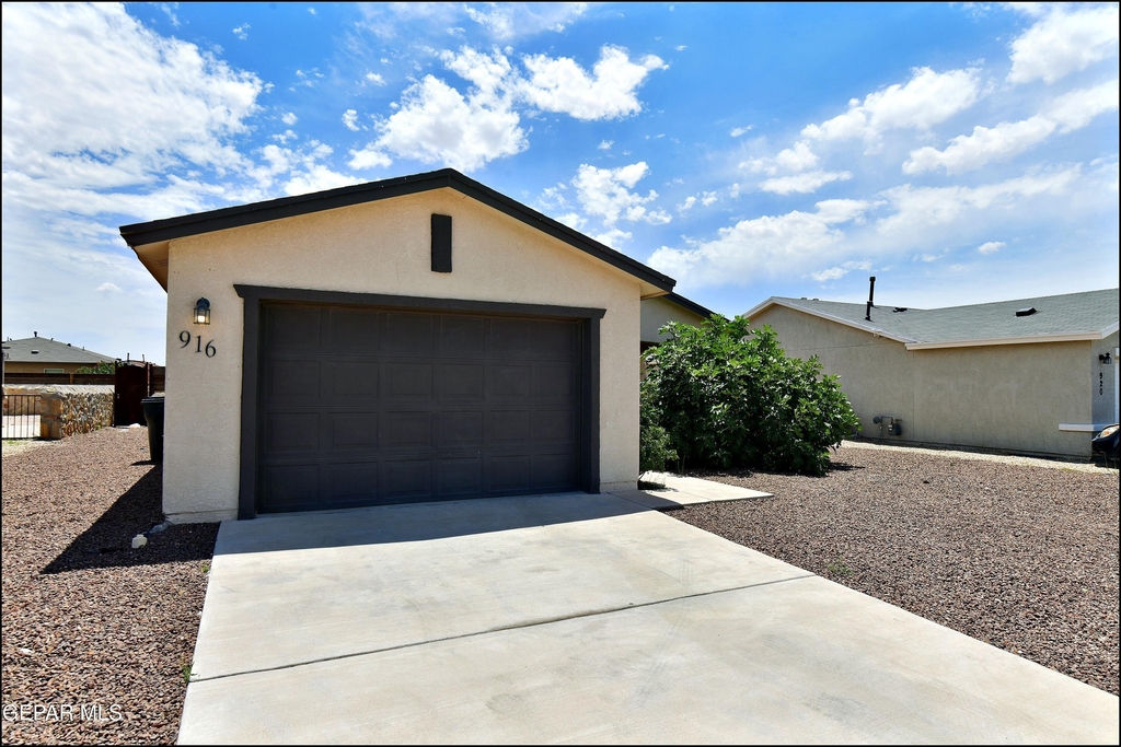 916 Villa Seca Drive - Photo 3