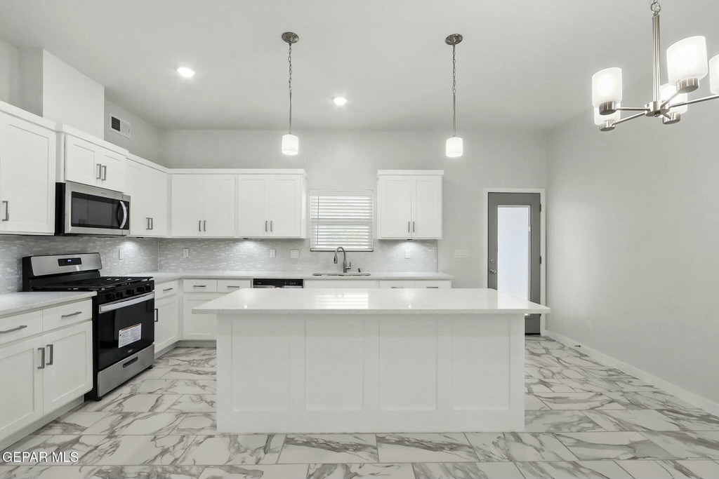 11496 Summer Drive - Photo 12