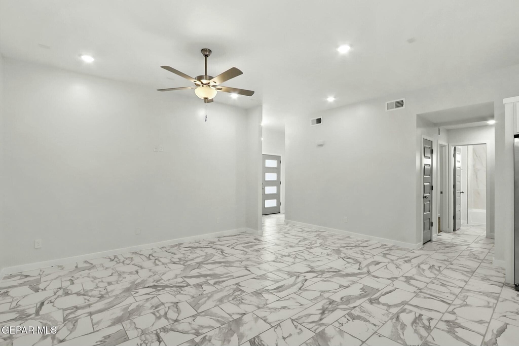 11496 Summer Drive - Photo 11