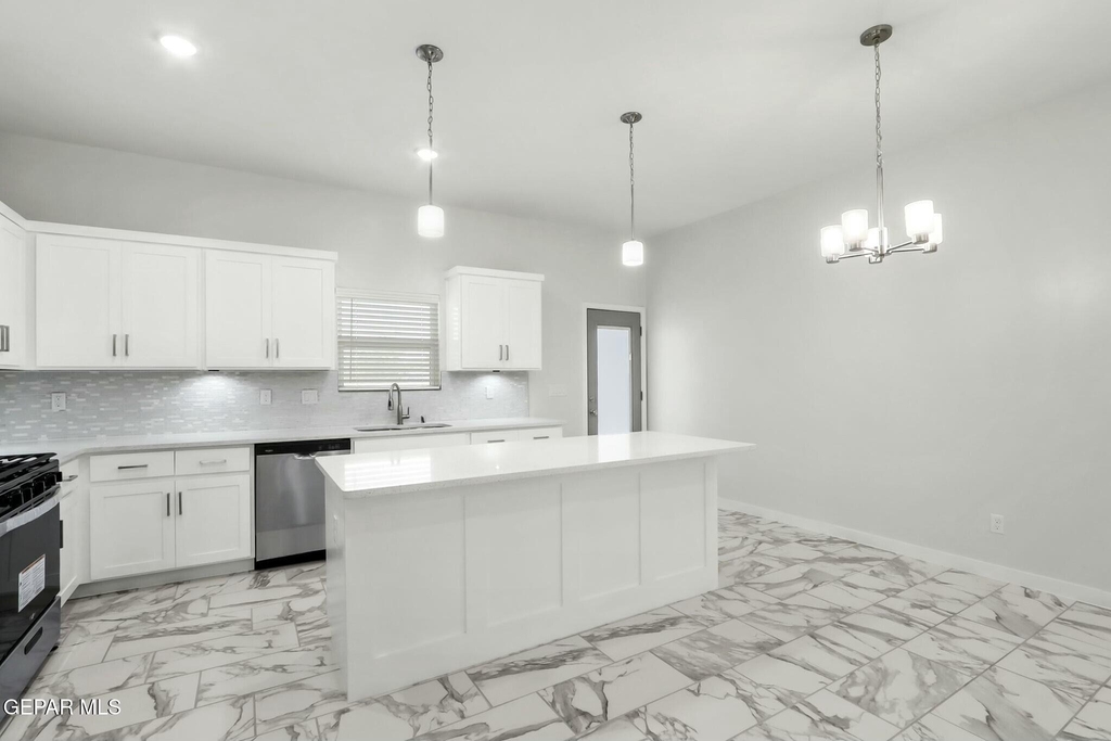 11496 Summer Drive - Photo 13