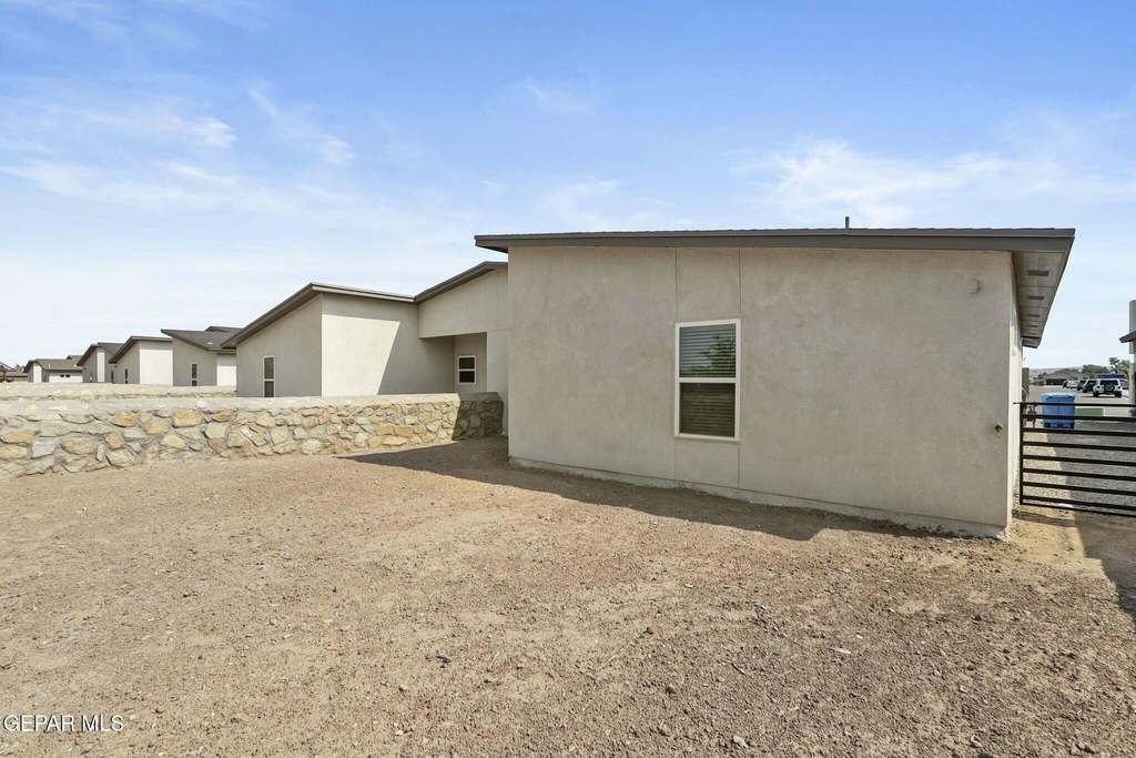 11496 Summer Drive - Photo 35
