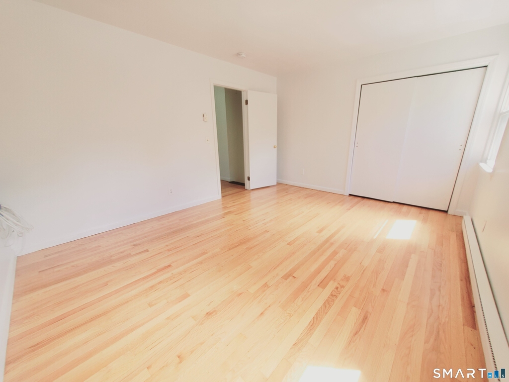 313 Flax Hill Road - Photo 6