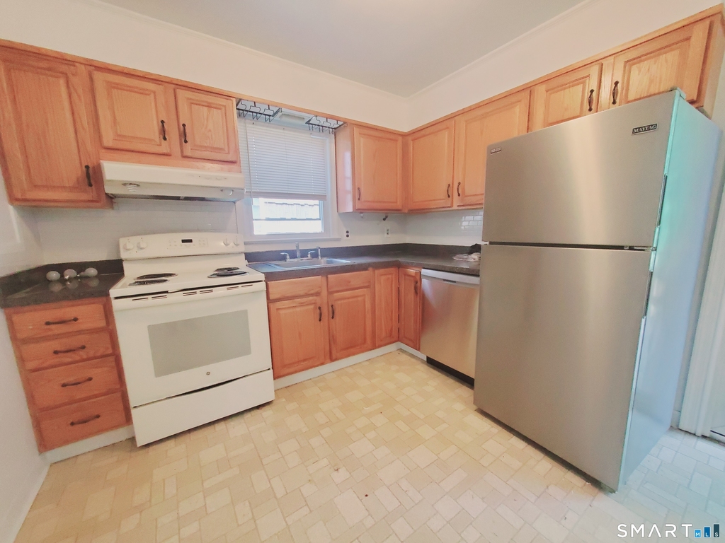 313 Flax Hill Road - Photo 1