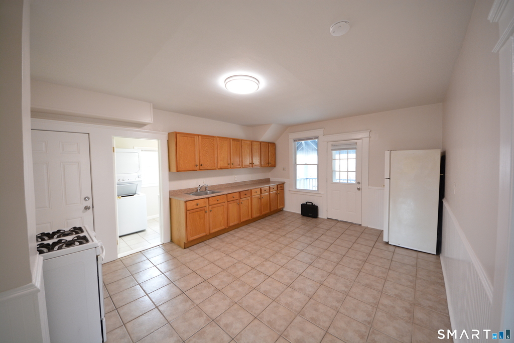 81 Myrtle Avenue - Photo 5