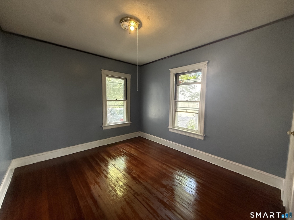 184 Fairview Street - Photo 3