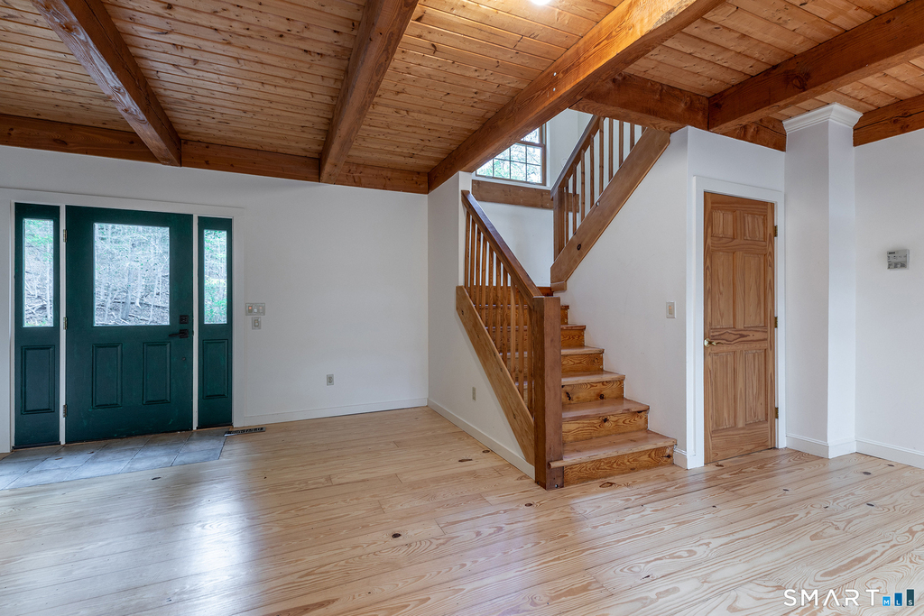 38 Mountain Lane - Photo 4