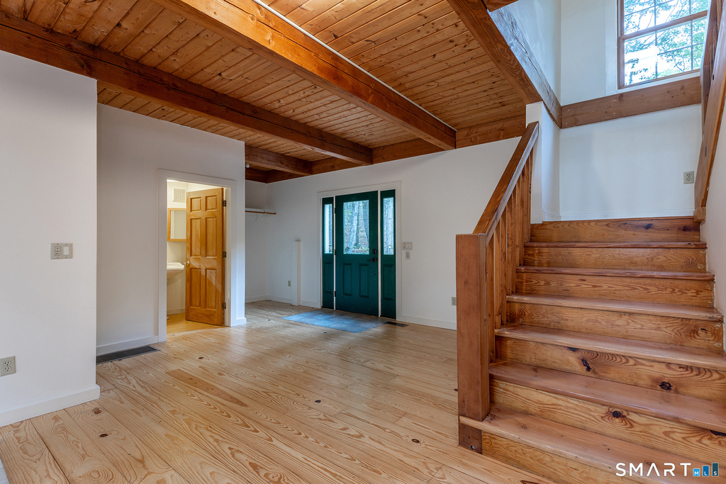 38 Mountain Lane - Photo 3
