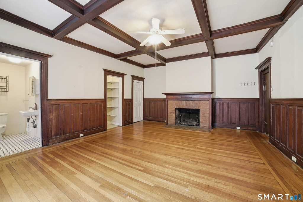 382 Whitney Avenue - Photo 6