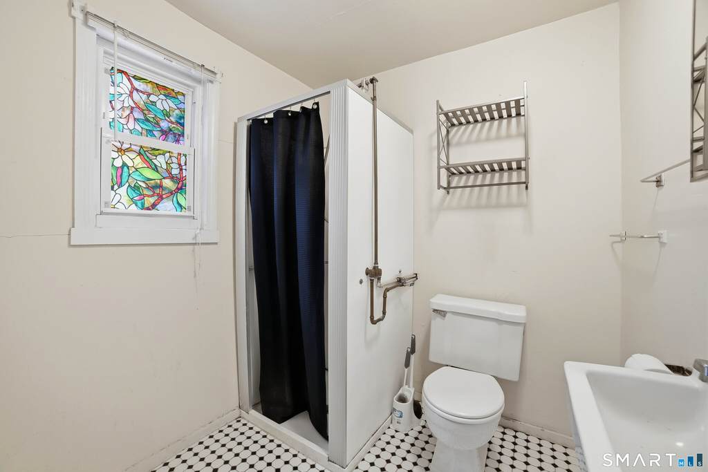 382 Whitney Avenue - Photo 14
