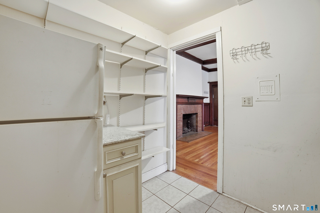 382 Whitney Avenue - Photo 10