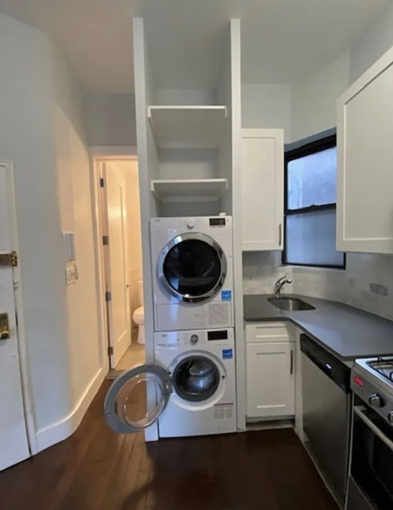 510 East 82nd Street - Photo 1