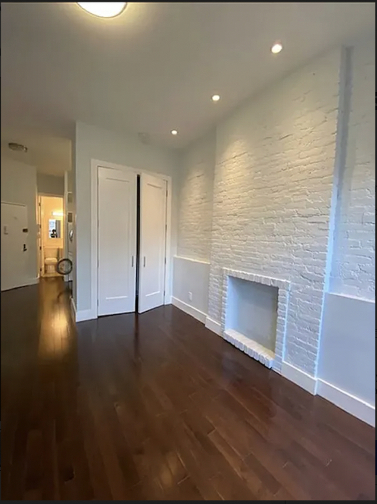 510 East 82nd Street - Photo 3