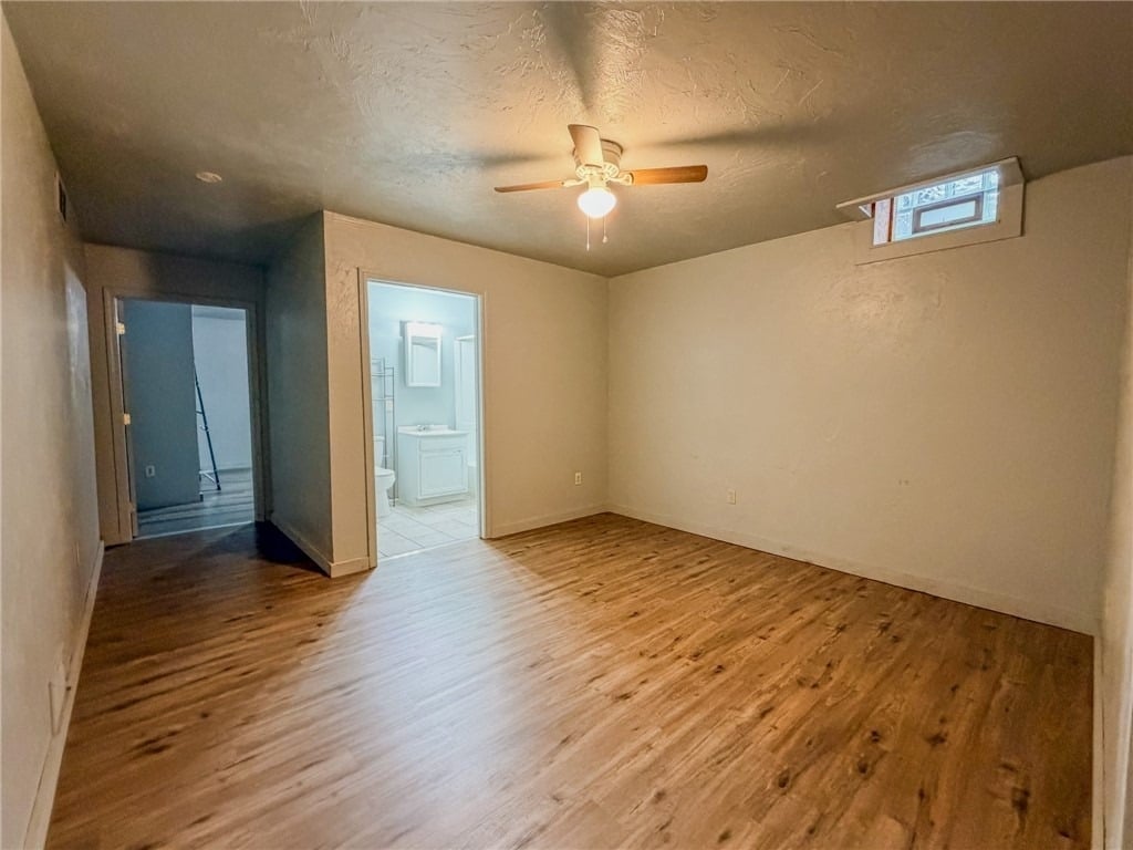548 Hansen Ave - Photo 5