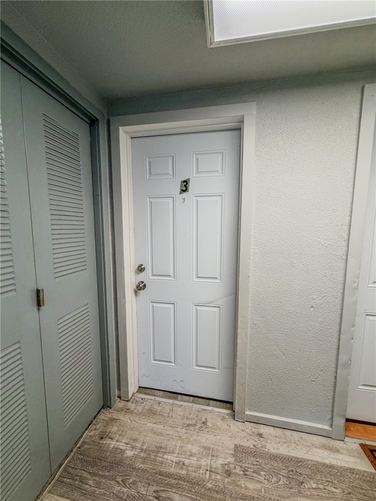548 Hansen Ave - Photo 1