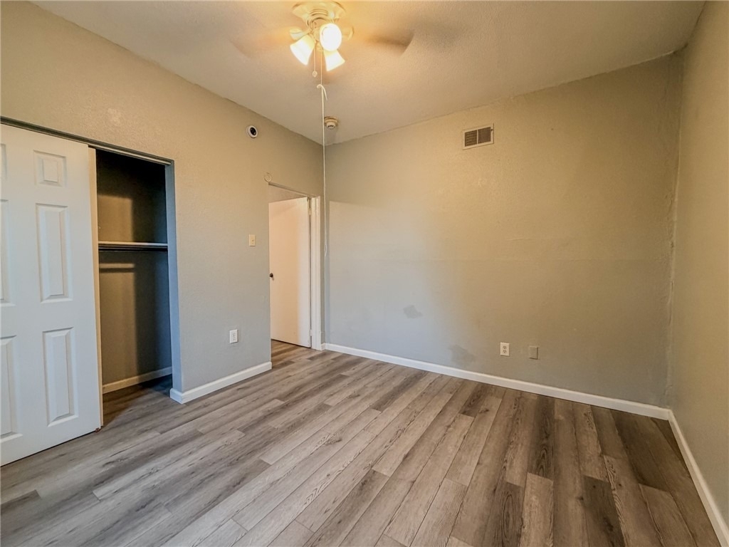 548 Hansen Ave - Photo 15