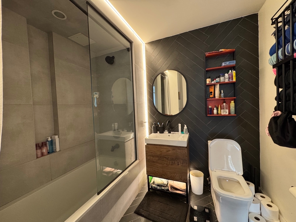 824 Lexington Avenue - Photo 7
