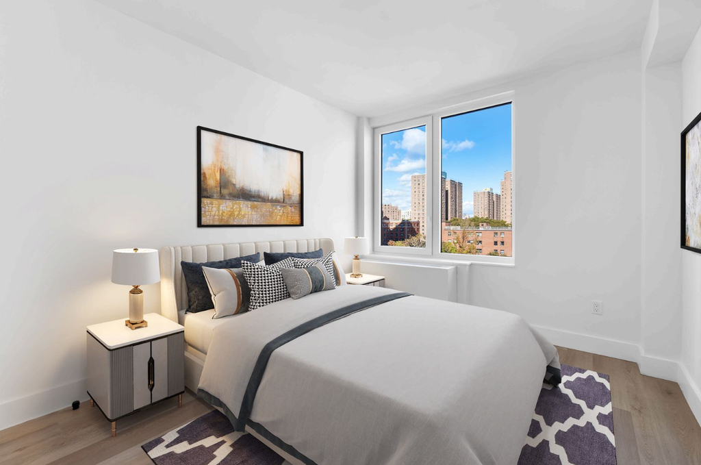 1650 Madison Avenue - Photo 2