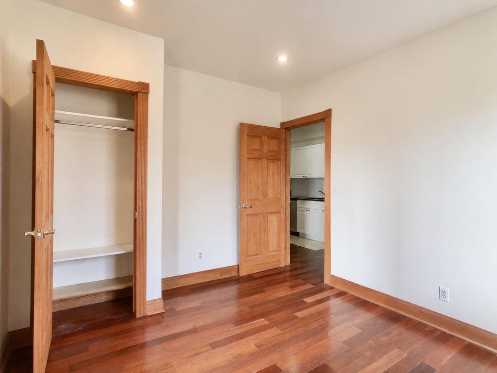 Convent Avenue and West 142nd - Photo 3
