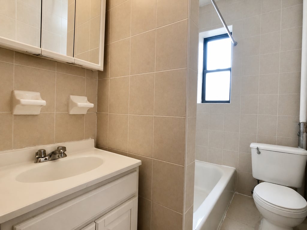 Convent Avenue and West 142nd - Photo 4
