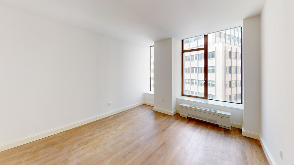 10 Hanover Square - Photo 3