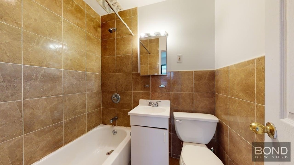 East 53rd Street - Photo 6